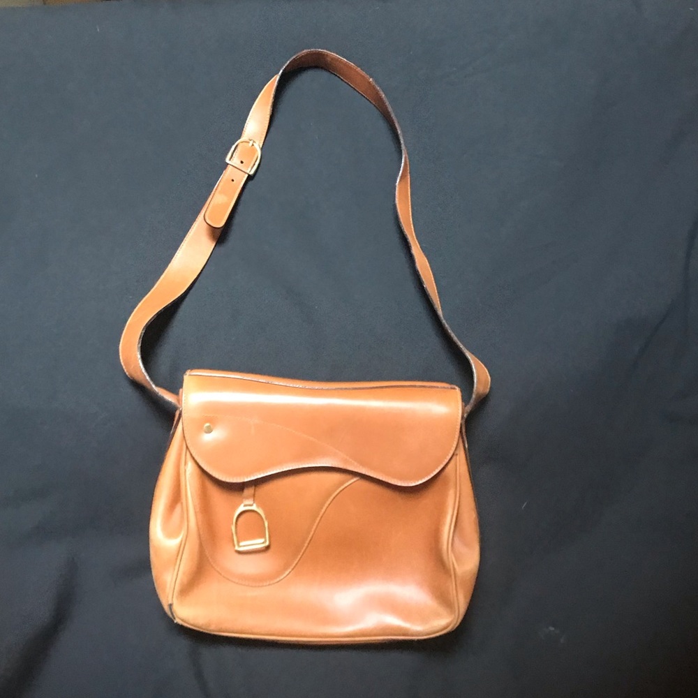 Vintage Gucci saddle shoulder bag